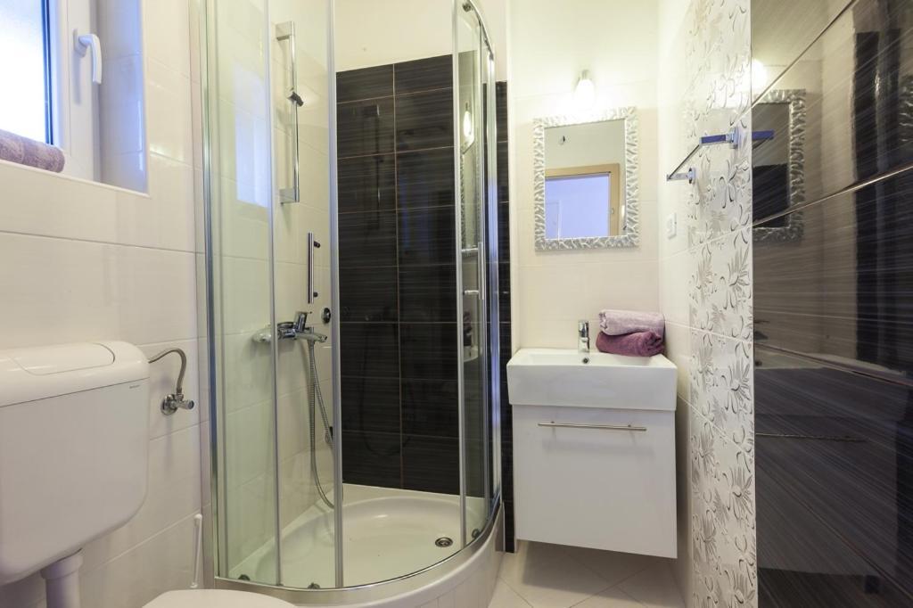 Apartmani Pasalic Tučepi Buitenkant foto